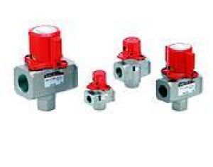Conforming To OSHA Standard/Pressure Relief 3 Port Valve With Locking Holes VHS